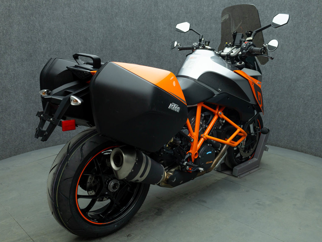 1290 Super Duke GT