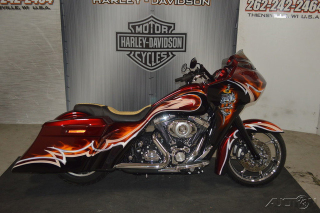 Road Glide® Custom