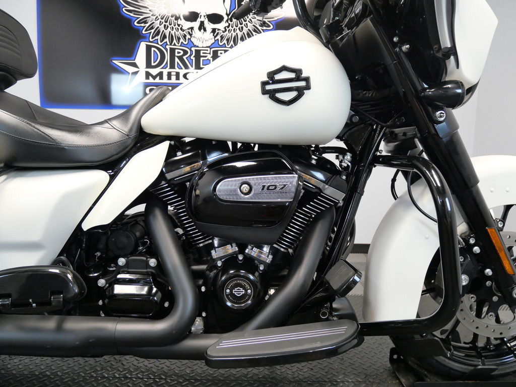 Street Glide® Special