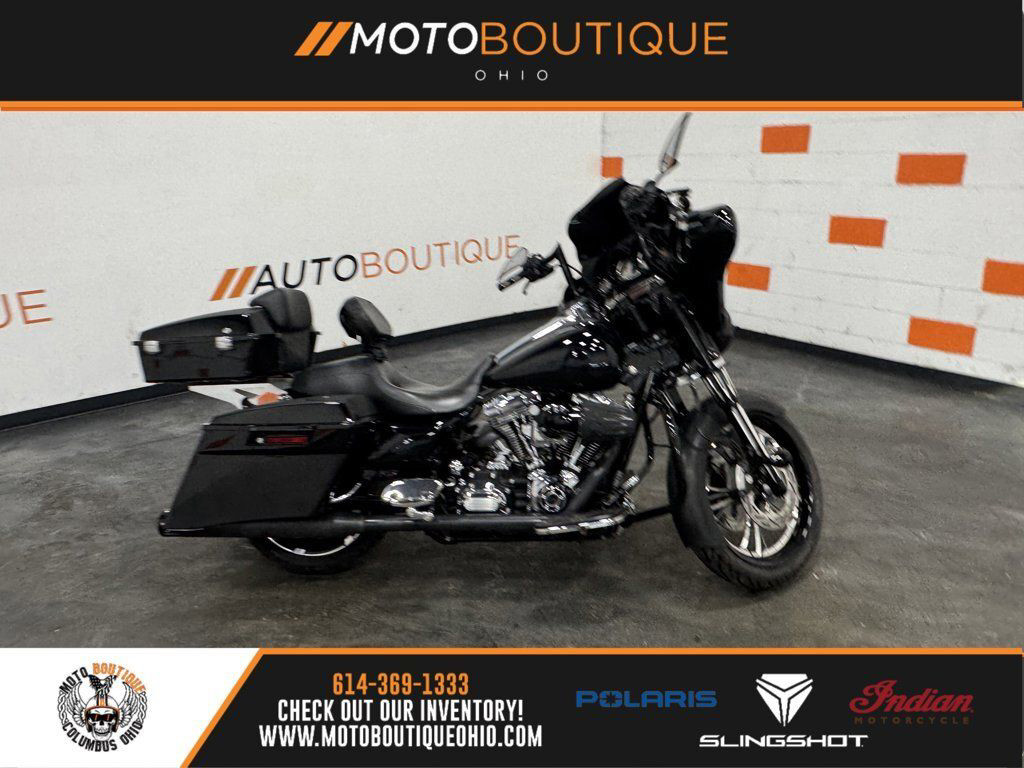 Street Glide®