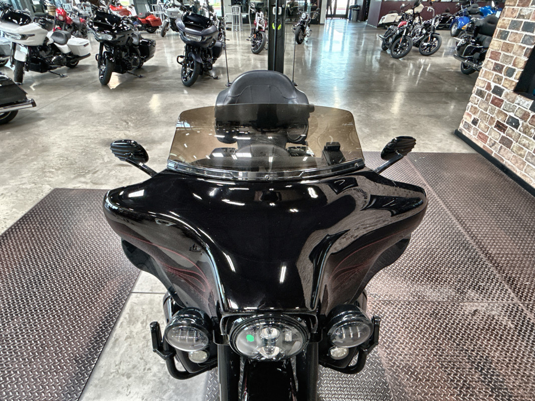 CVO® Ultra Classic® Electra Glide® 