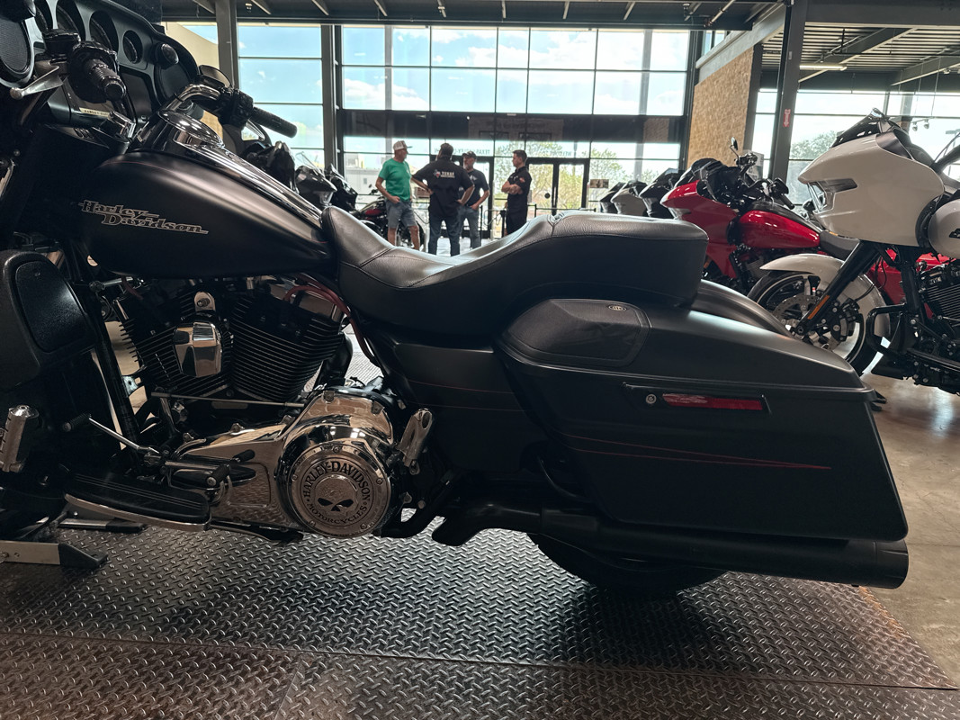 Street Glide® Special