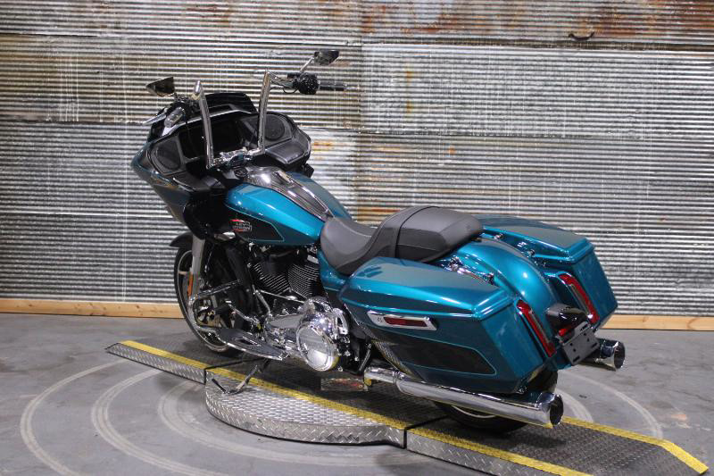 Road Glide®