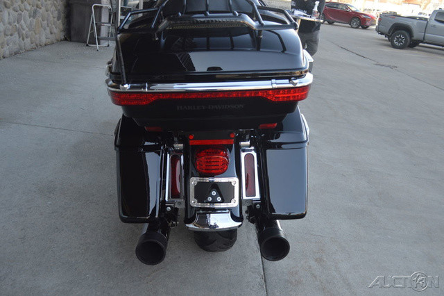Road Glide® Ultra