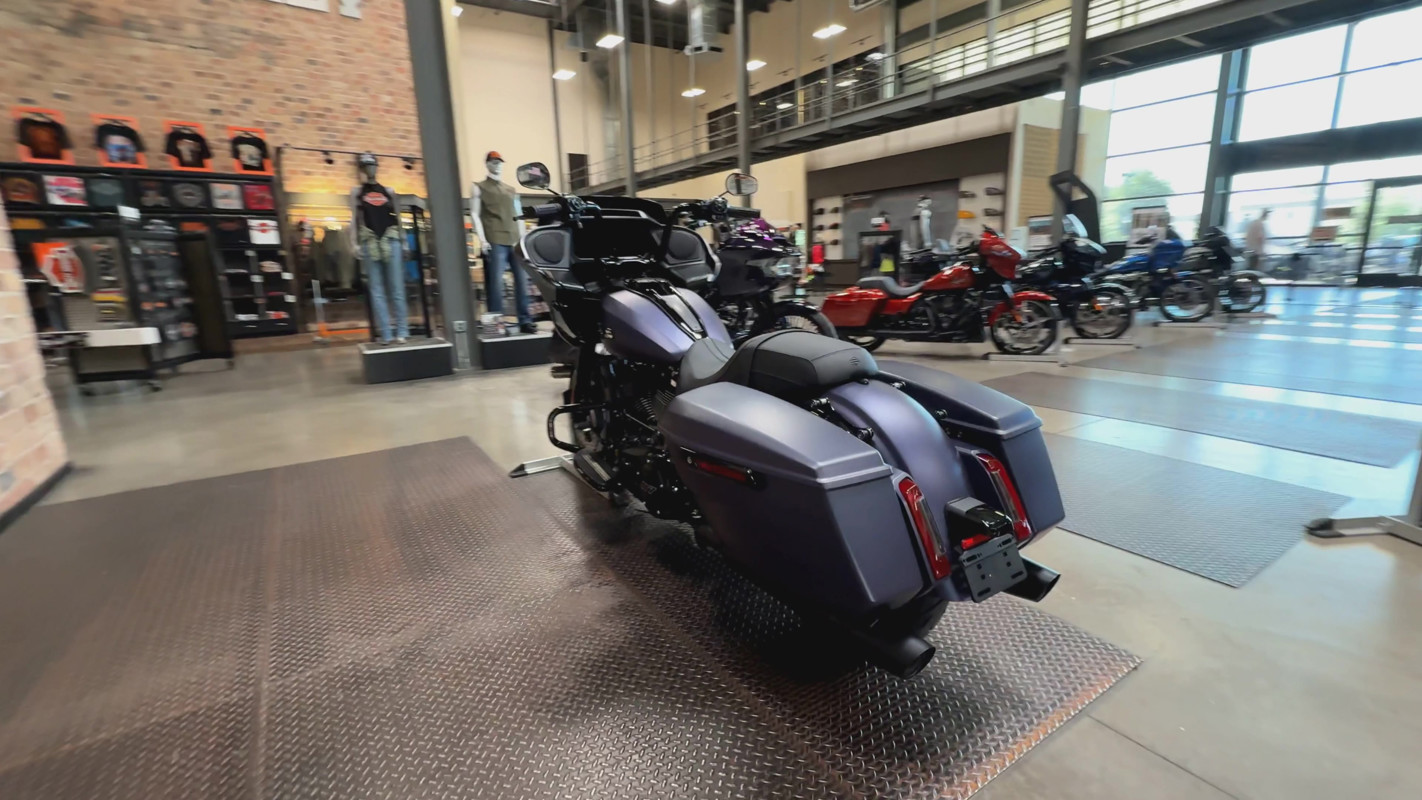 Road Glide®