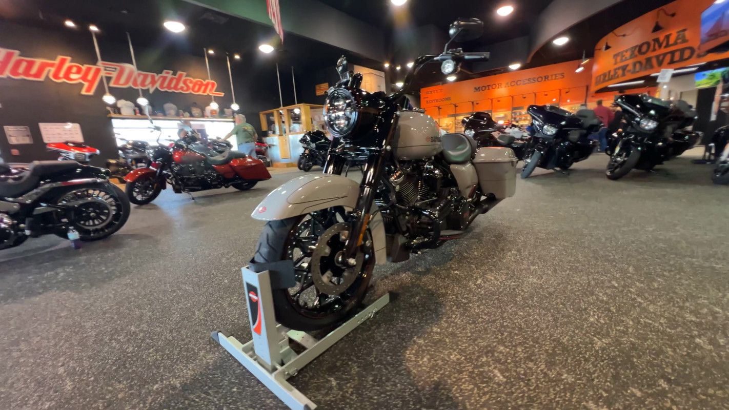 Road King® Special