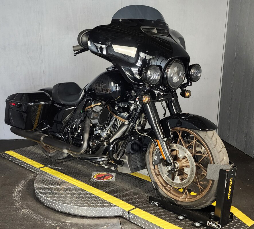 Street Glide® ST