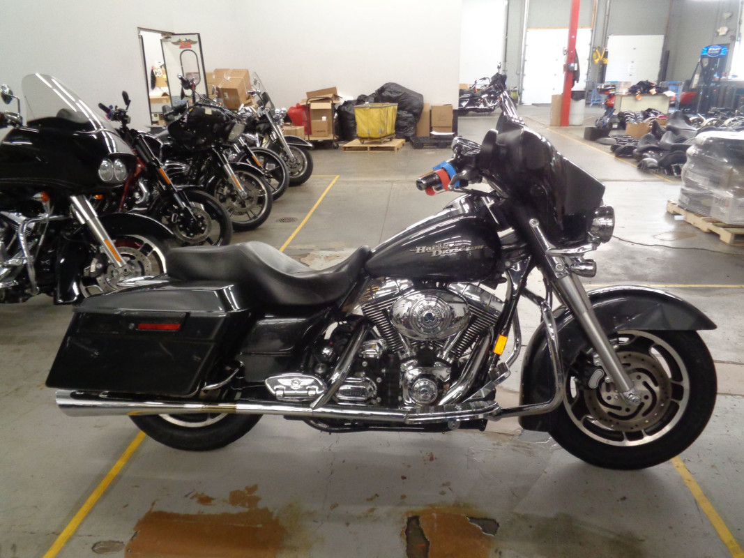 Street Glide®