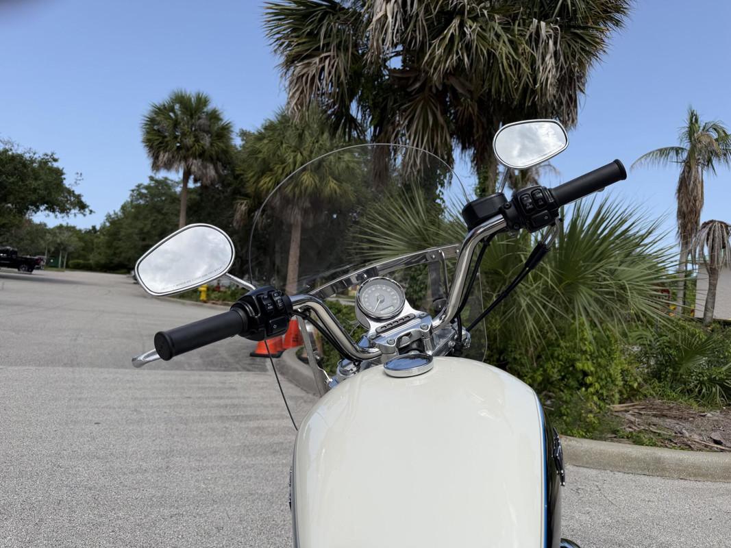 Sportster® SuperLow® 1200T