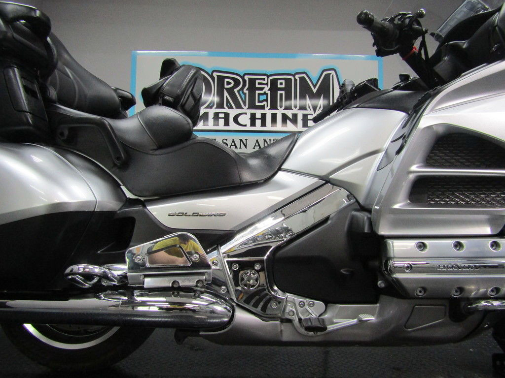 Gold Wing® Airbag