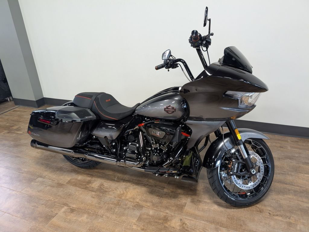 CVO® Road Glide®