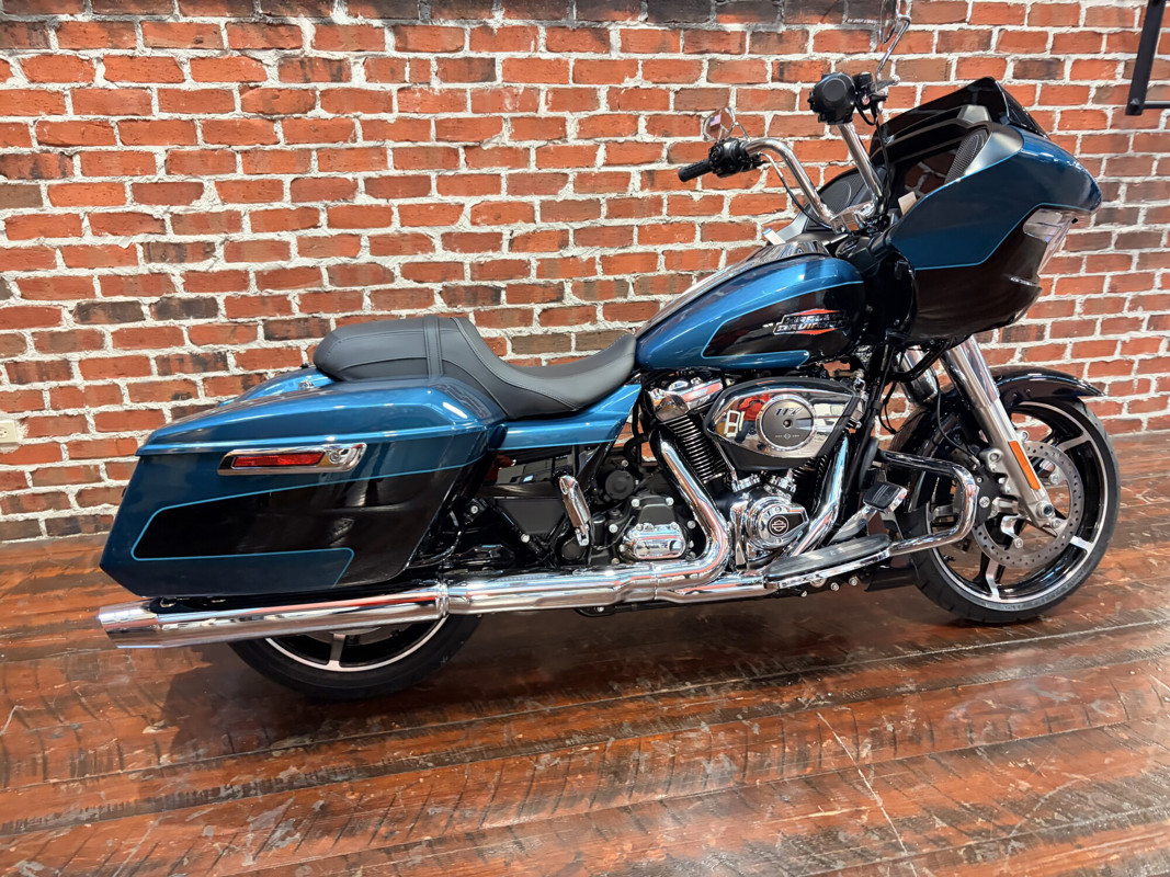 Road Glide®