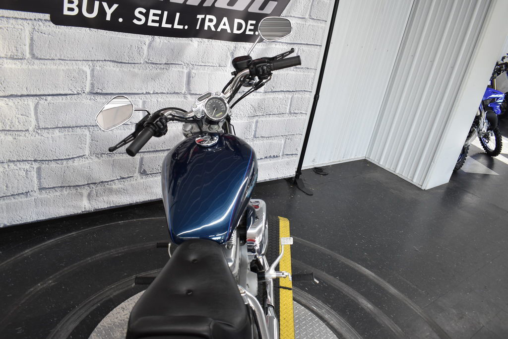 Sportster® 883 Custom