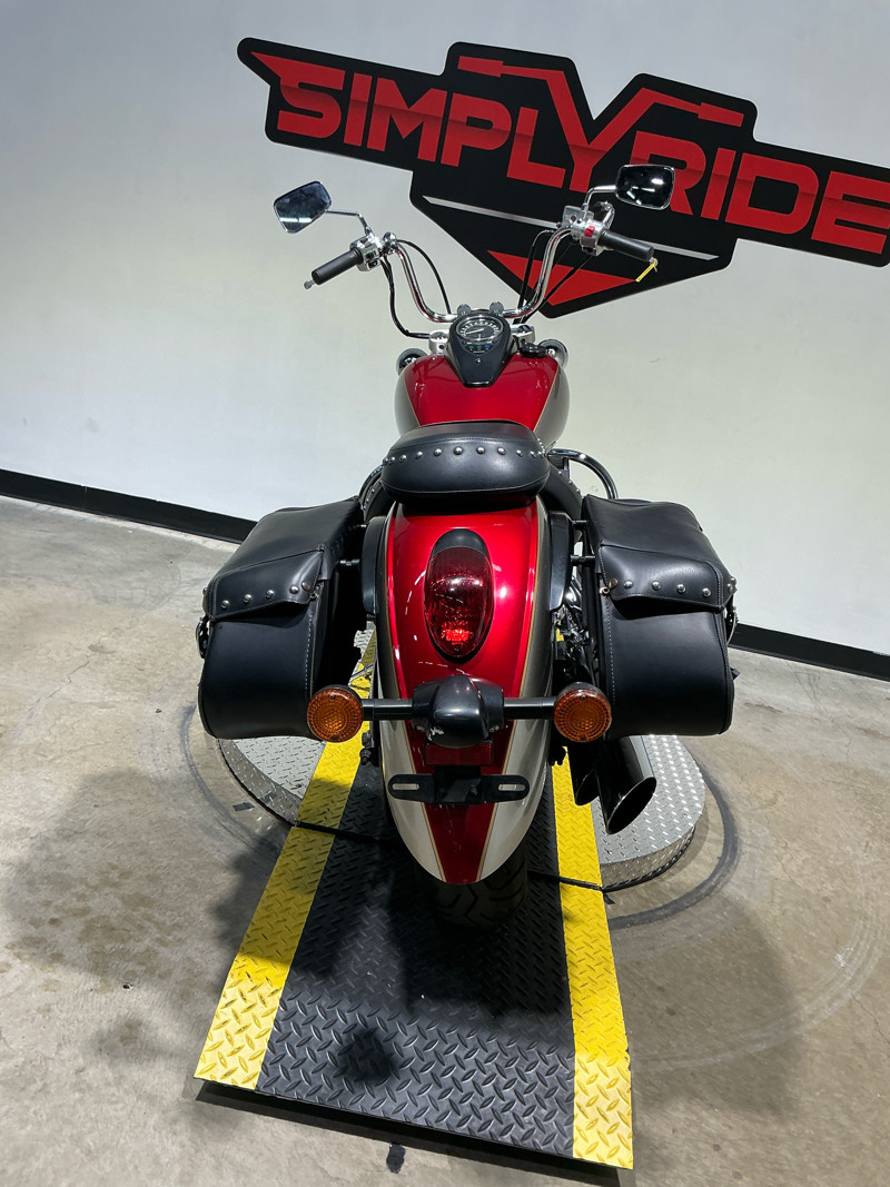 Vulcan 900 Classic LT
