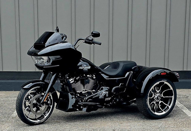 Road Glide® 3