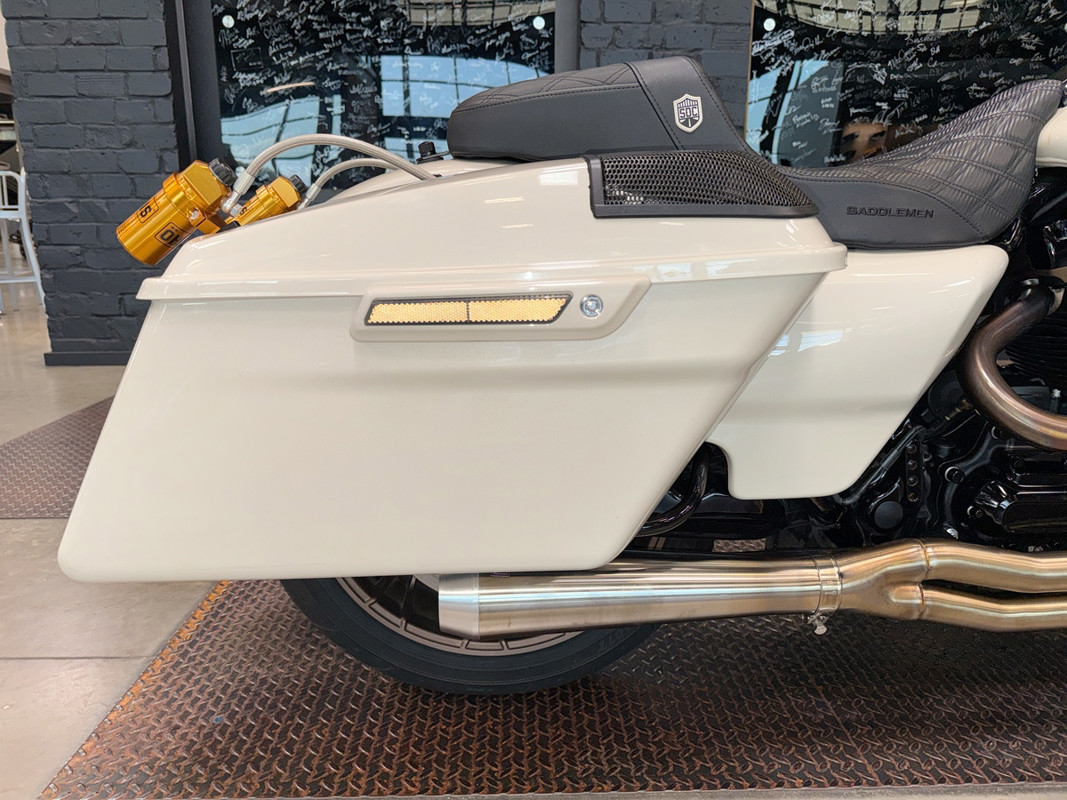 Street Glide® ST