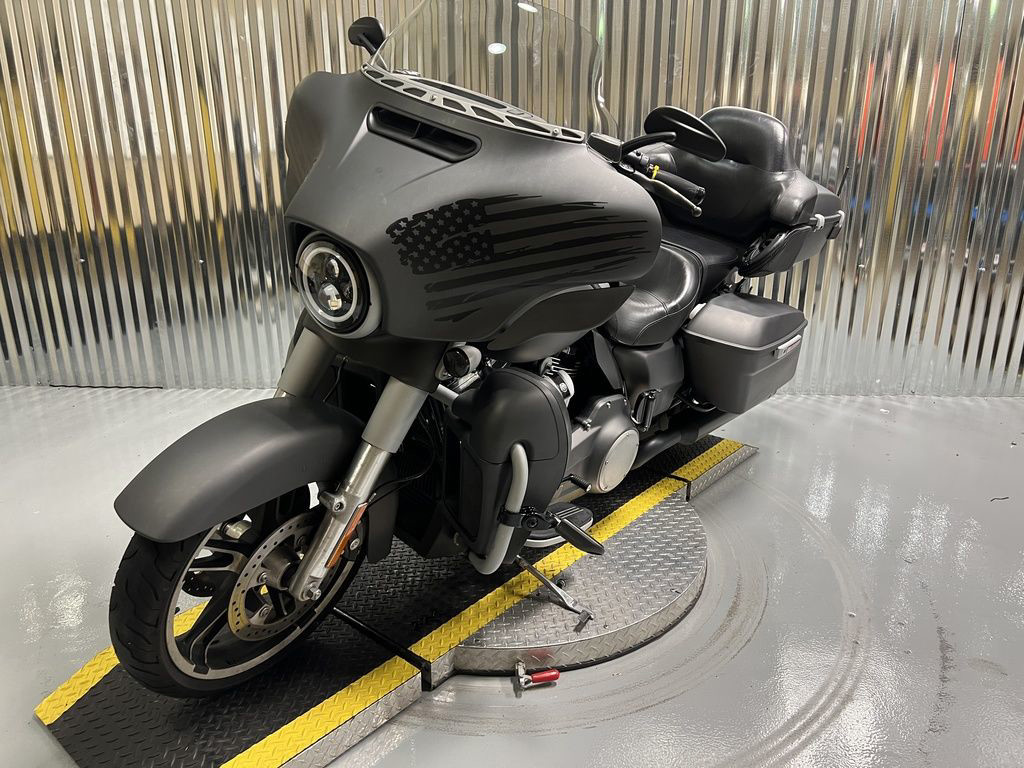 Street Glide® Special