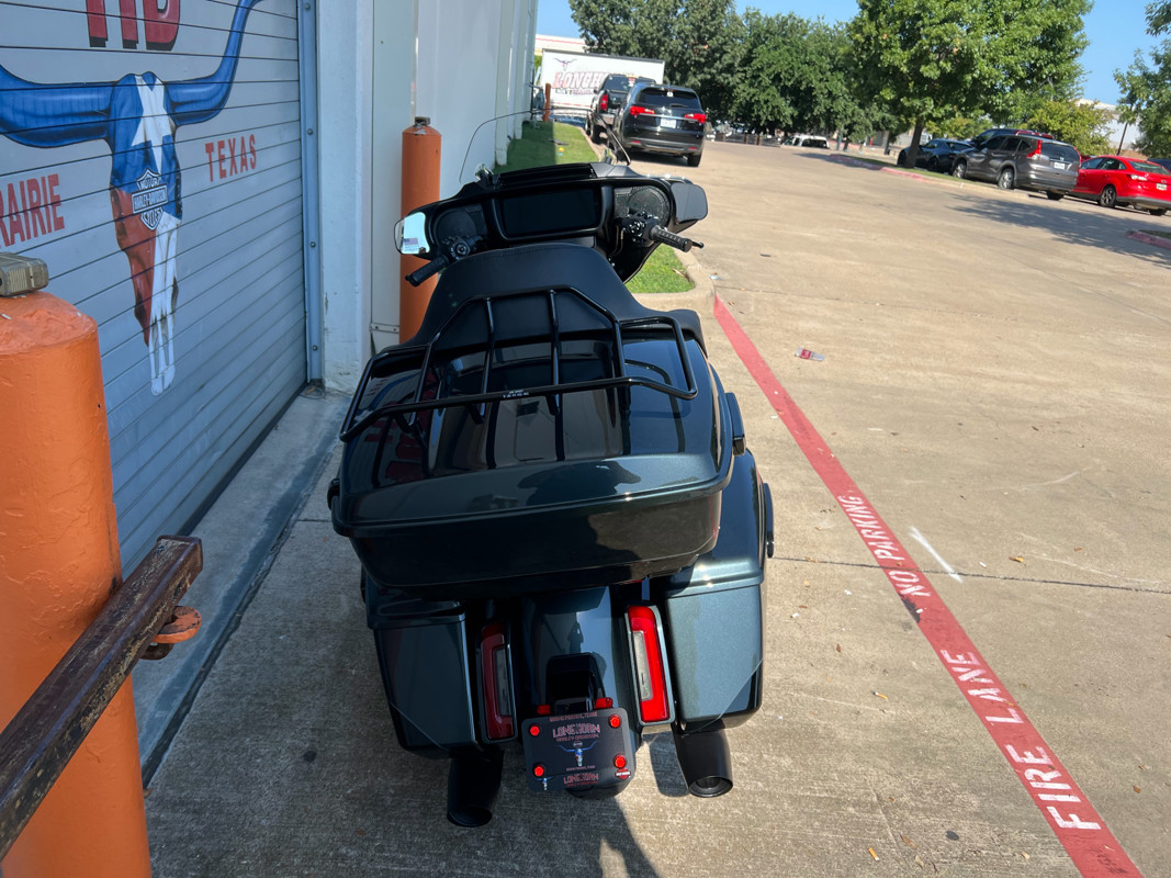 Street Glide® Ultra