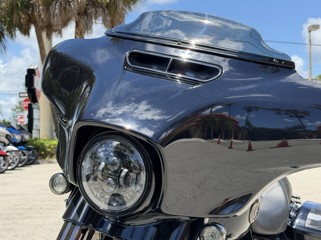 CVO® Street Glide®