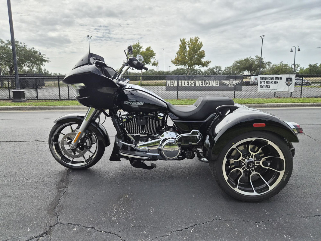 Road Glide® 3
