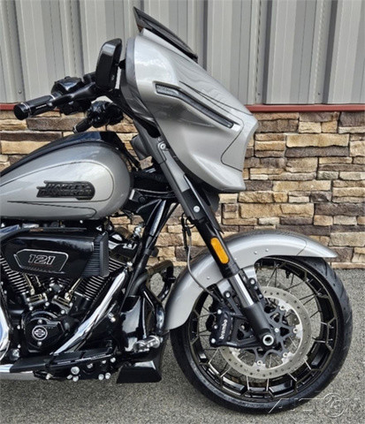 CVO® Street Glide®