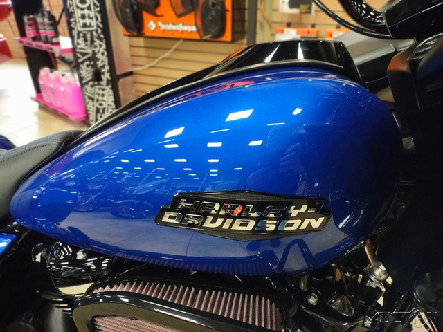 Road Glide®