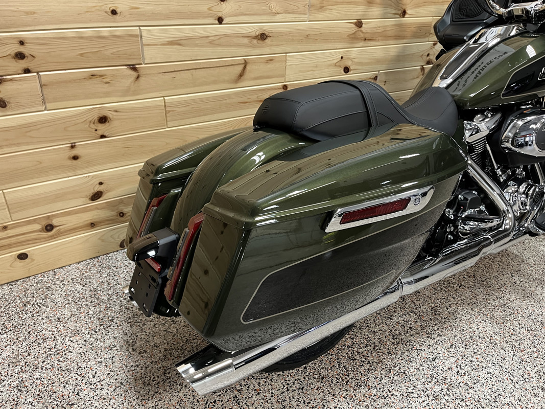 Road Glide®