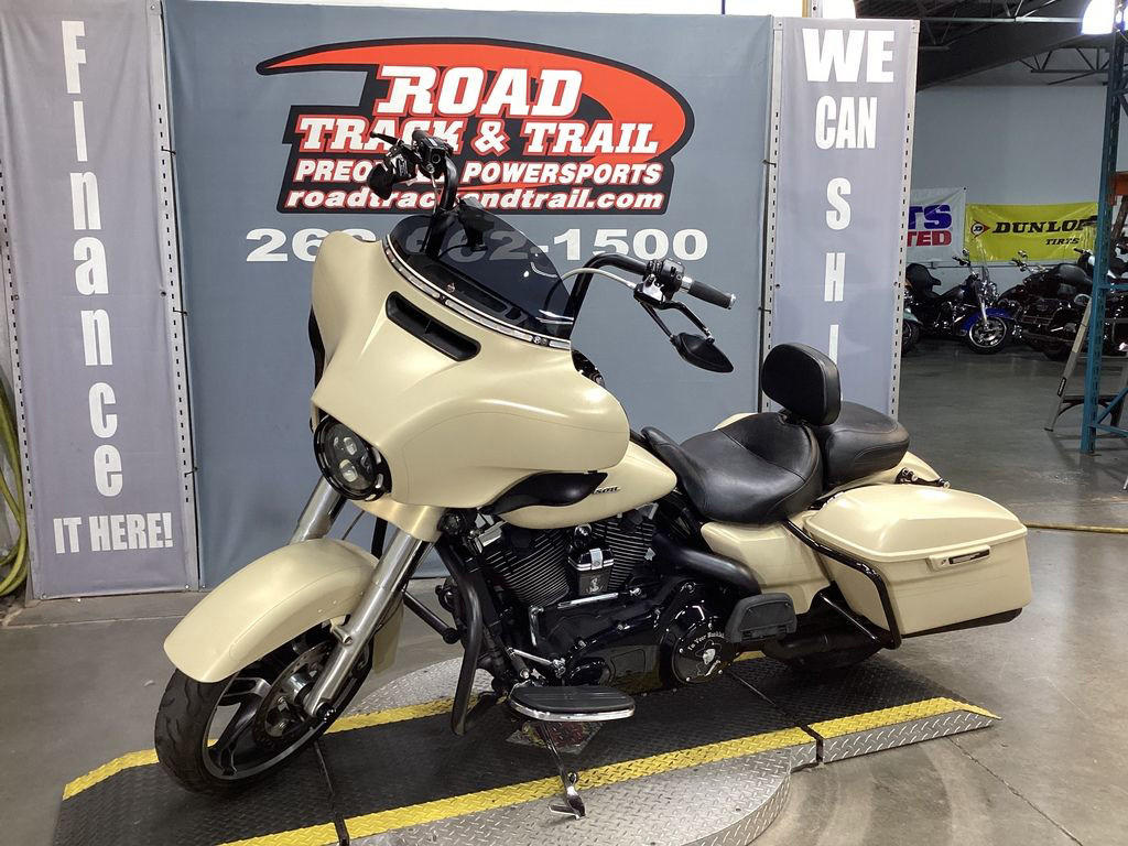 Street Glide® Special