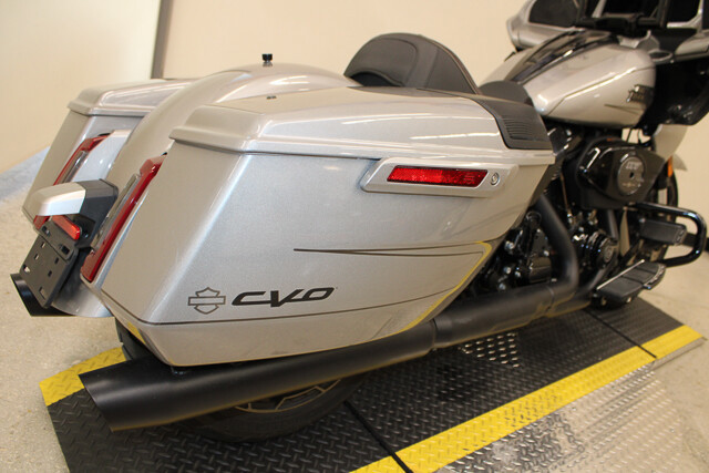 CVO® Road Glide®
