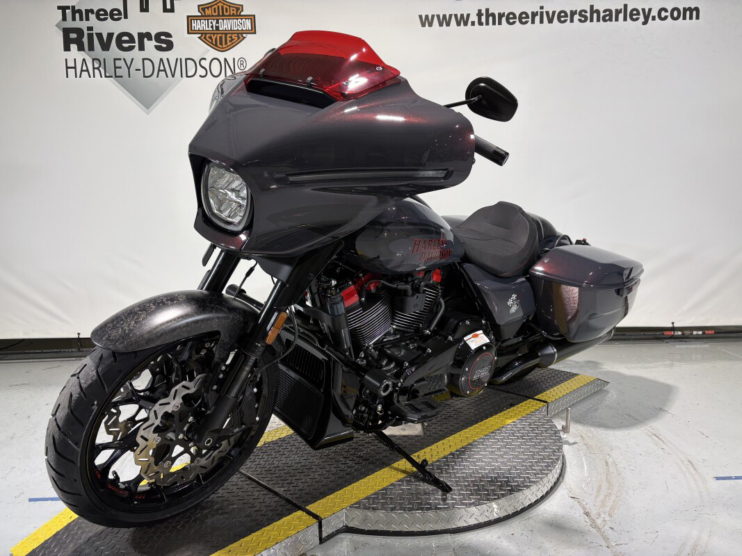 CVO® Street Glide® ST