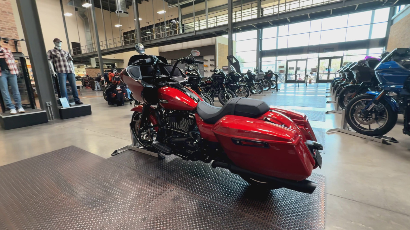 Road Glide®