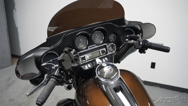 Electra Glide® Ultra® Limited 110th Anniversary