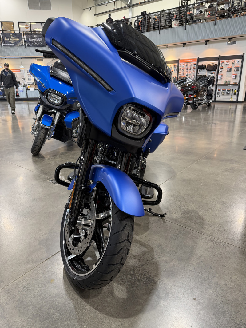 Street Glide®