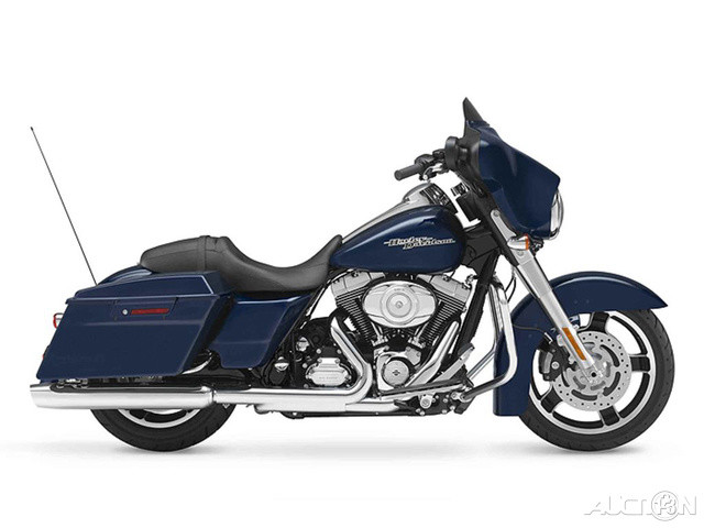Street Glide®