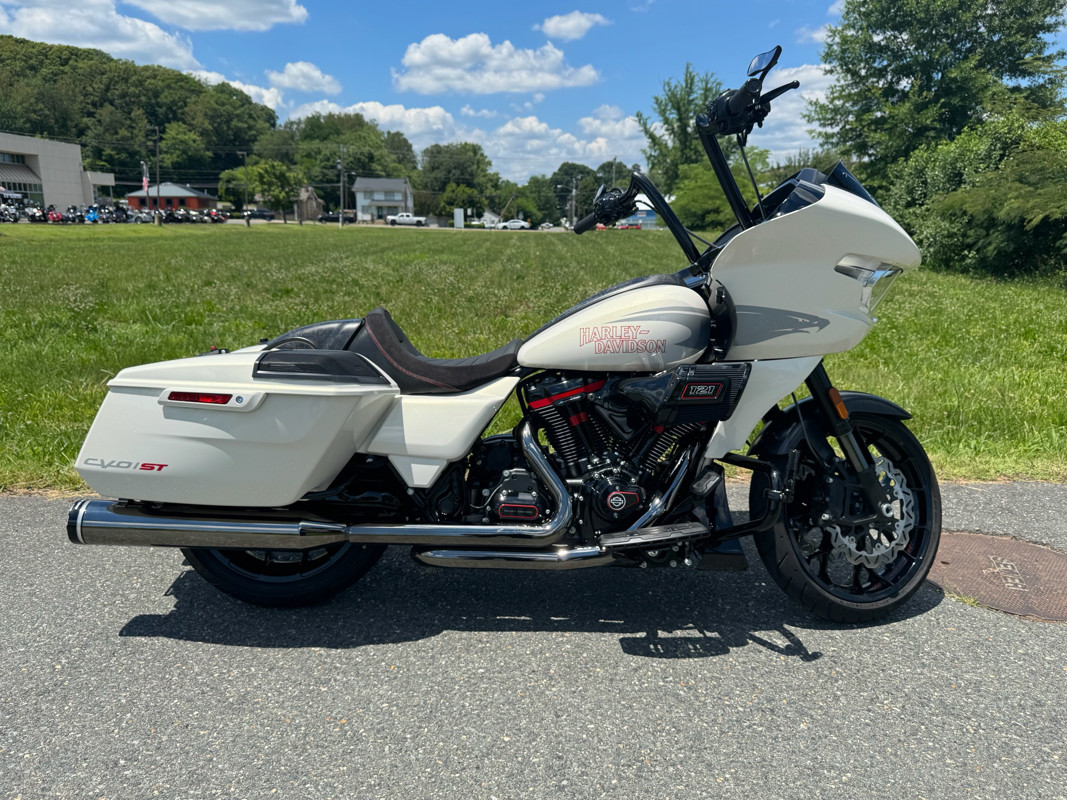 CVO® Road Glide® ST
