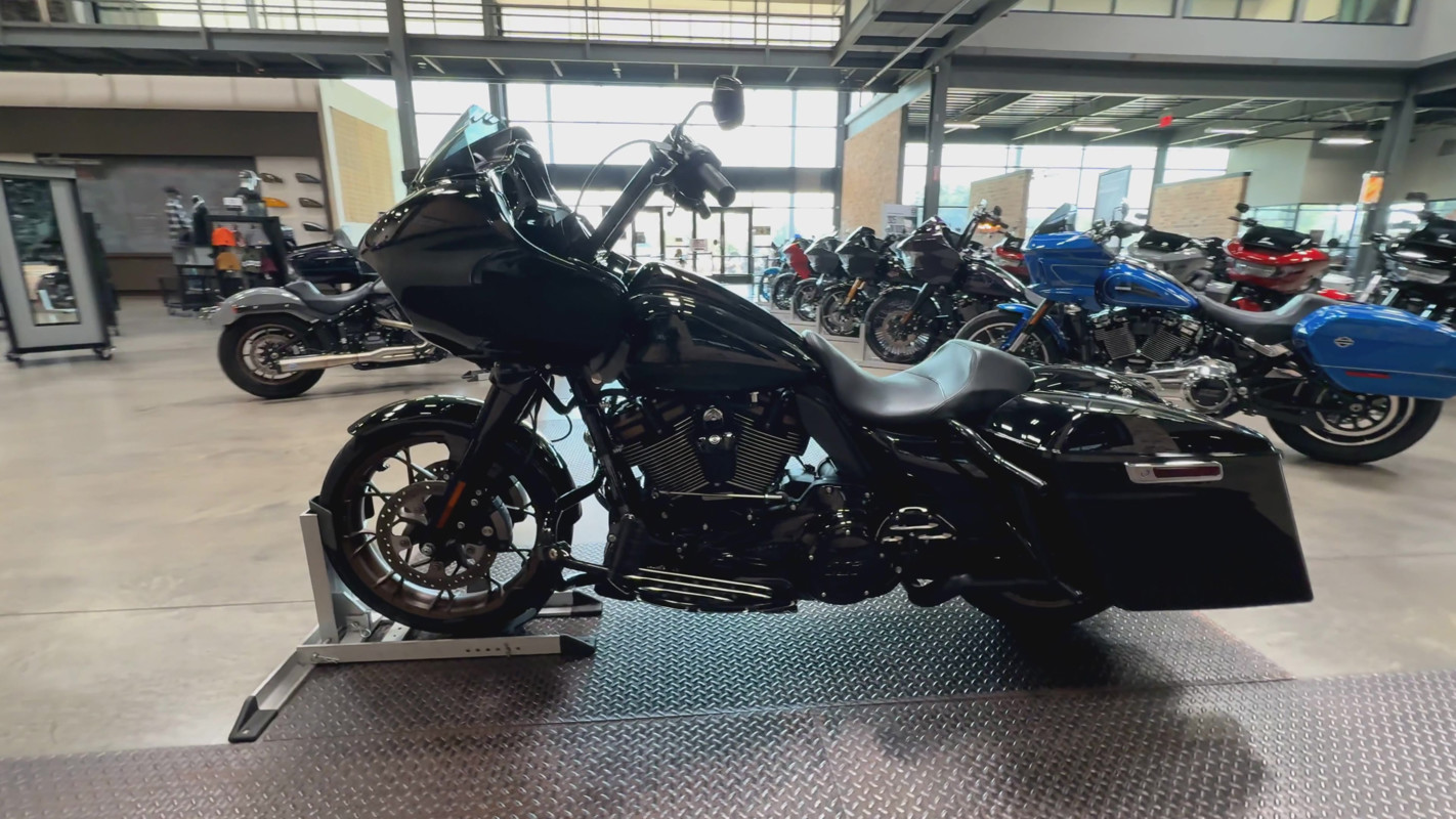 Road Glide® ST
