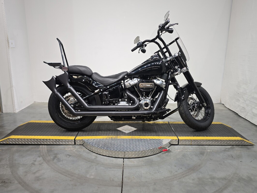 Softail® Slim®