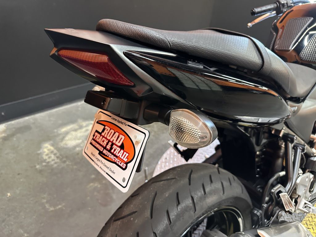 SV650