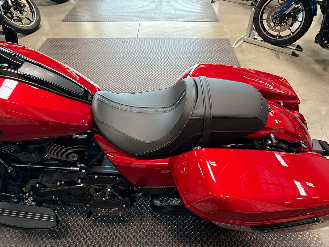 Road Glide®