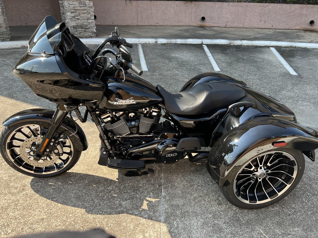 Road Glide® 3