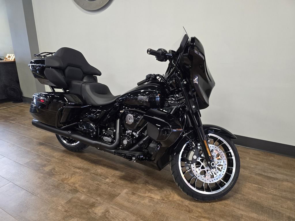 Street Glide® Limited