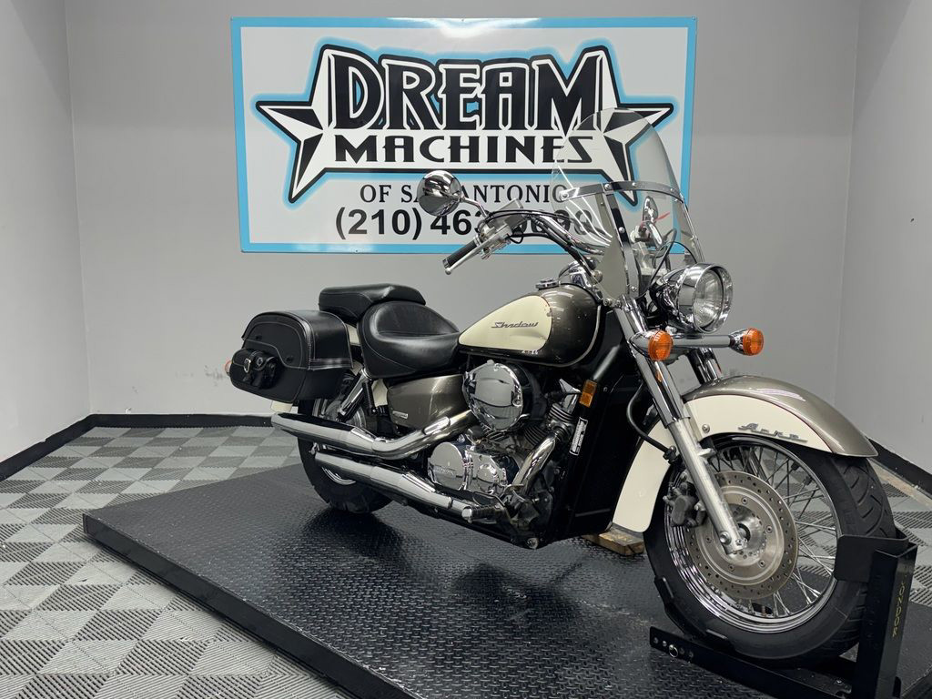 Shadow 750 Aero