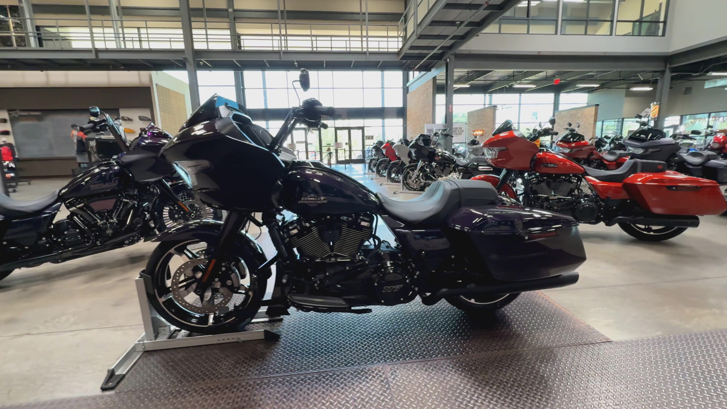 Road Glide®