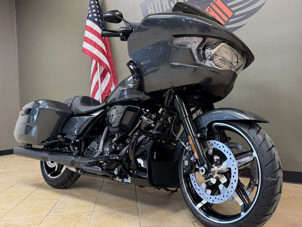 Road Glide®