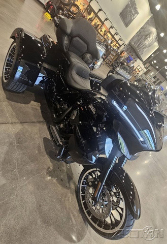 Street Glide® 3 Limited