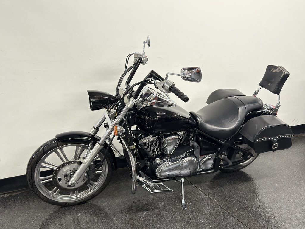Vulcan 900 Custom