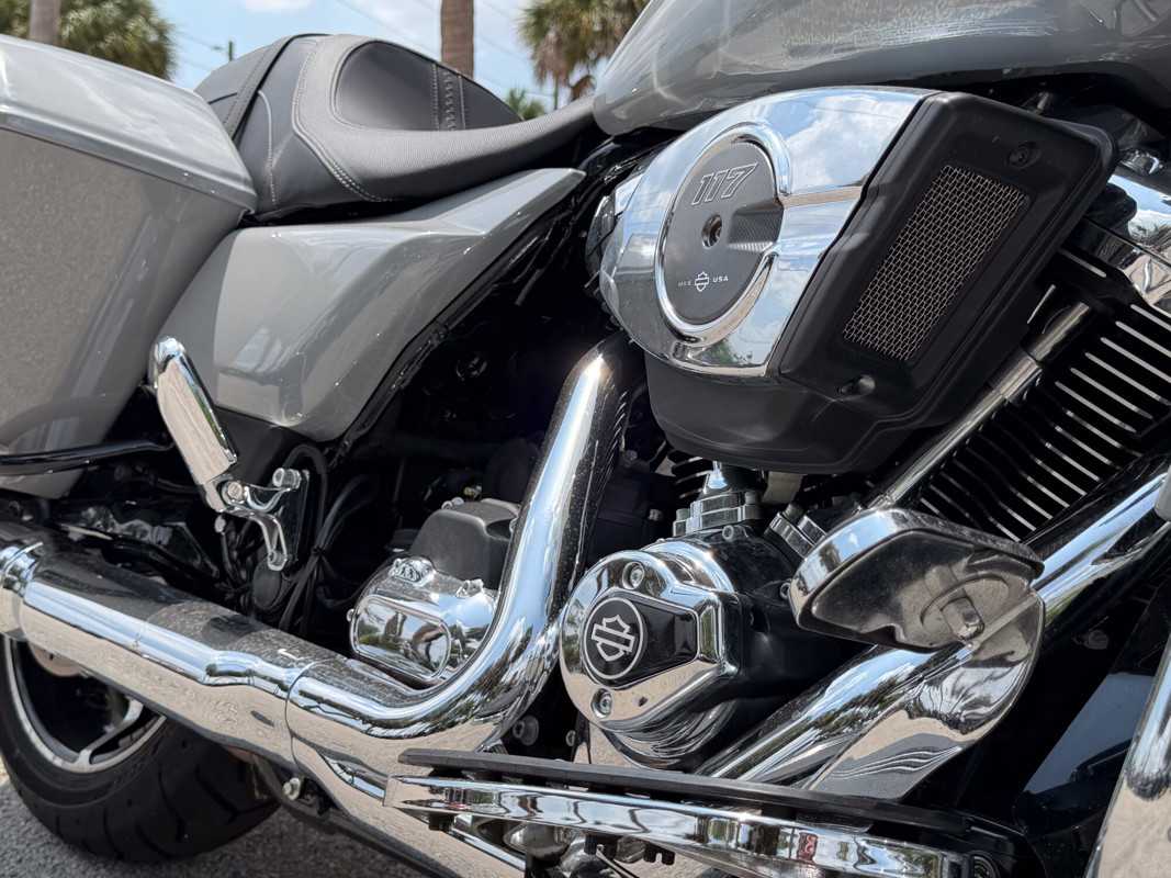Road Glide®