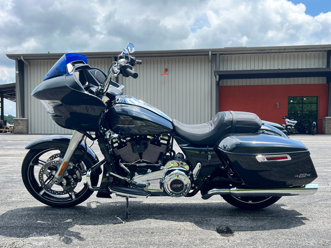 Road Glide®