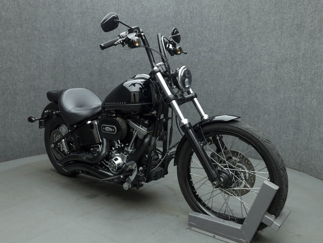 Softail® Blackline™