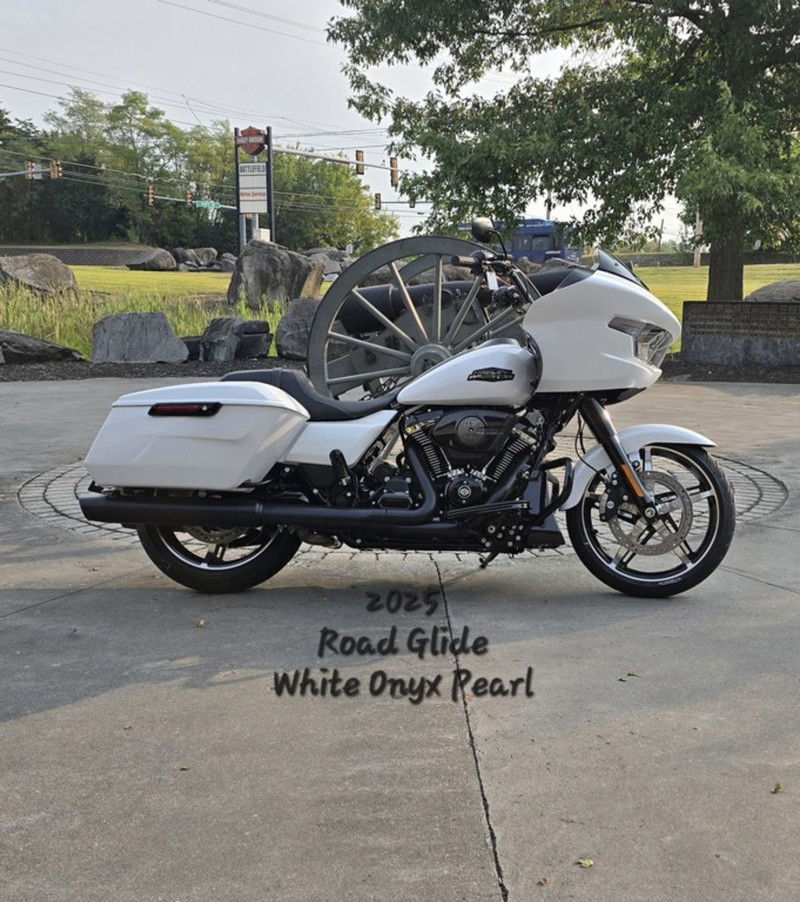 Road Glide®